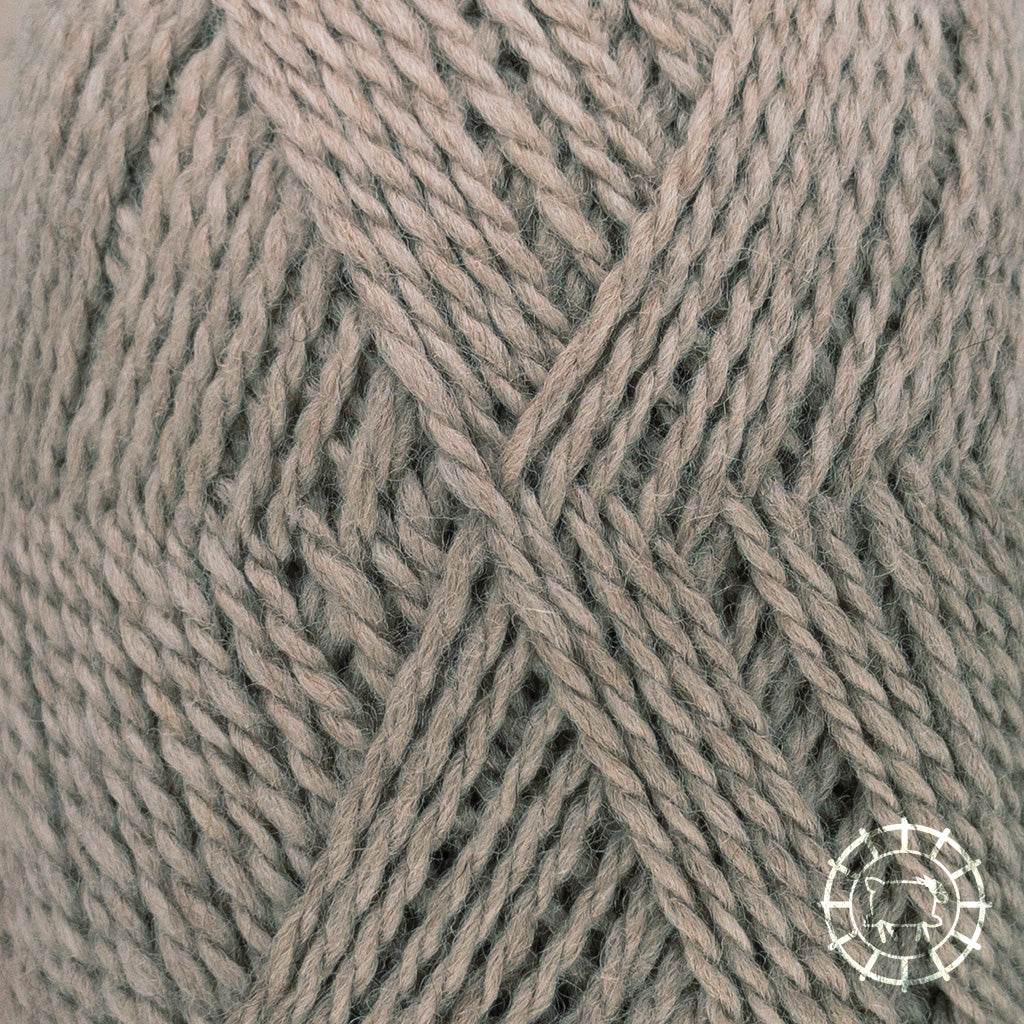 Blacker Swan 4ply • Schurwolle, Blacker Yarns – letzte Knäuel